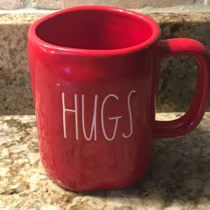 Rae Dunn HUGS KISSES Valentine RED Mug Double Side